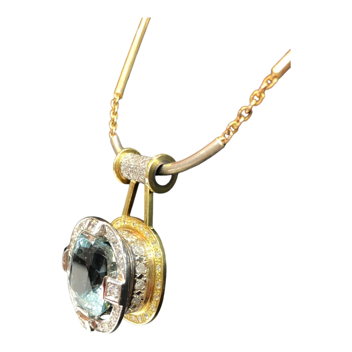 18 ct White and Yellow Gold Aquamarine Handmade Pendant and Chain