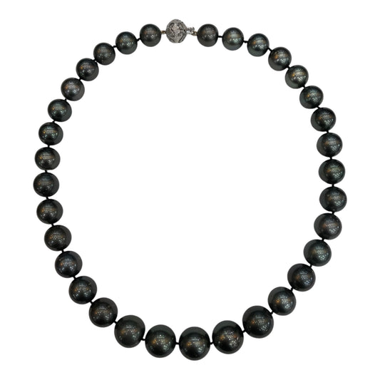 Tahitian Pearl necklace